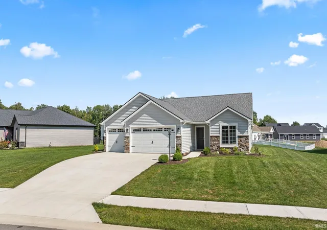 Manufactured home for sale at 3418 Bruin Pass, Auburn, IN 46706 | MLS# 202636385