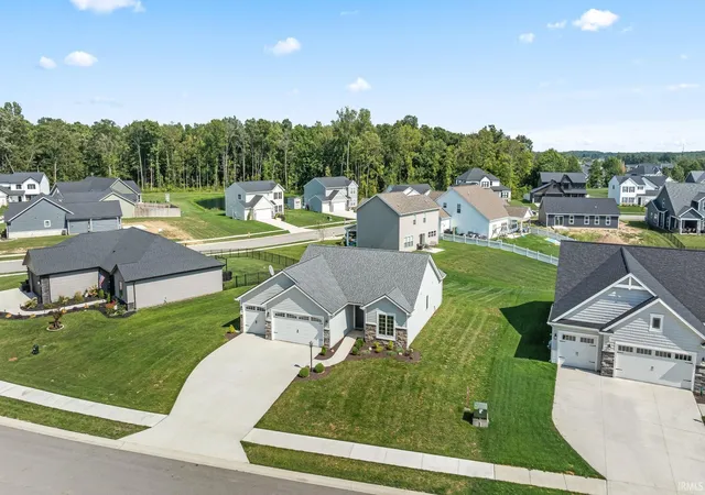 Photo 2 of Manufactured home for sale at 3418 Bruin Pass, Auburn, IN 46706 | MLS# 202636385 | Listing updated on 2026-09-07