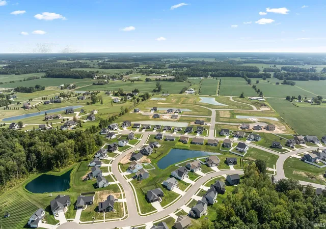 Photo 3 of Manufactured home for sale at 3418 Bruin Pass, Auburn, IN 46706 | MLS# 202636385 | Listing updated on 2026-09-07