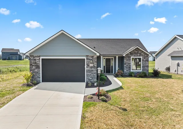 Photo 1 of Sale Pending at 15531 Impala Dr, Huntertown, IN 46748 | MLS# 202636397 | Listing updated on 2026-09-30