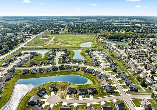 Photo 3 of Sale Pending at 15531 Impala Dr, Huntertown, IN 46748 | MLS# 202636397 | Listing updated on 2026-09-30