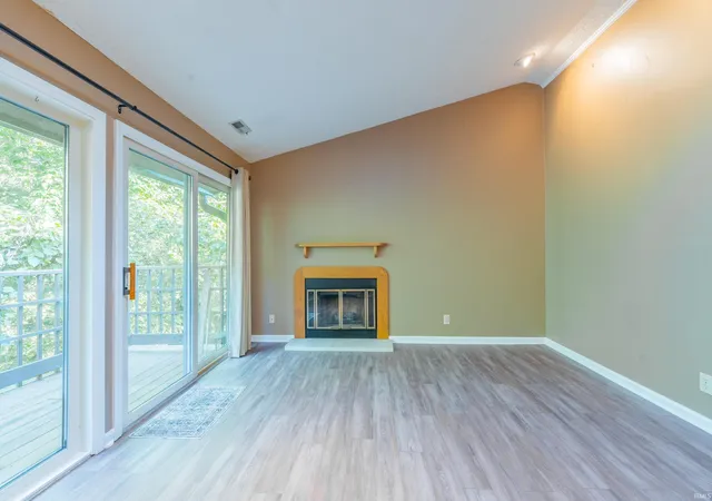 Photo 4 of Condo for sale at 9245 S Pointe Retreat Dr, Bloomington, IN 47401 | MLS# 202636400 | Listing updated on 2026-09-03