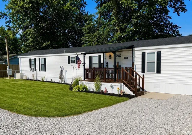 Photo 3 of Sale Pending at 6843 N 1225 West, Monticello, IN 47960 | MLS# 202636408 | Listing updated on 2026-09-11