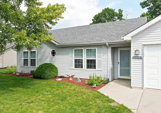 Photo 3 of Sale Pending at 1210 Virginia Ln, Auburn, IN 46706 | MLS# 202636410 | Listing updated on 2026-09-05
