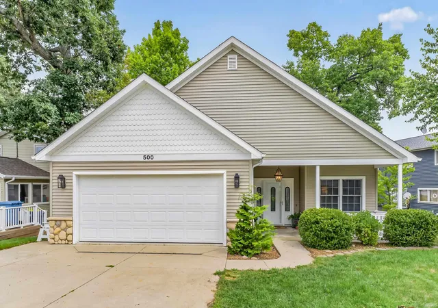 Photo 3 of Sale Pending at 500 Ln 210 Hamilton Lake, Hamilton, IN 46742 | MLS# 202636413 | Listing updated on 2026-09-06