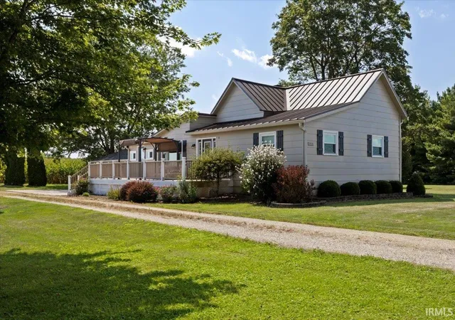 Photo 2 of Sale Pending at 3531 E 500 North, Winchester, IN 47394 | MLS# 202636416 | Listing updated on 2026-09-08