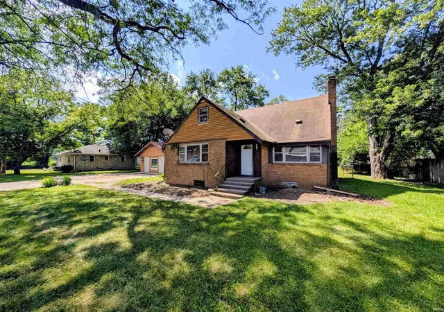 Photo 3 of Sale Pending at 53217 Cr 9, Elkhart, IN 46514 | MLS# 202636435 | Listing updated on 2026-09-15