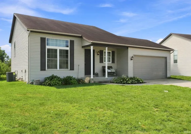 Photo 2 of Sale Pending at 910 Mallard Dr, Bristol, IN 46507 | MLS# 202636437 | Listing updated on 2026-09-04
