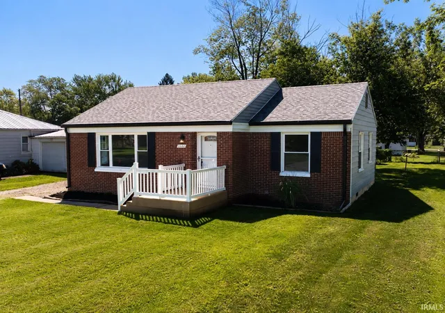 Manufactured home for sale at 1101 W Dunn Ave, Muncie, IN 47303 | MLS# 202636444