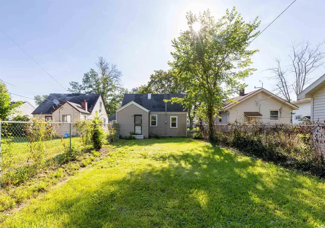 Photo 2 of Manufactured home for sale at 4818 Hanna St, Fort Wayne, IN 46806 | MLS# 202636451 | Listing updated on 2026-09-17