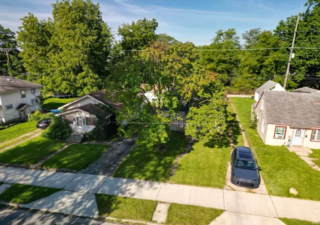 Photo 3 of Manufactured home for sale at 4818 Hanna St, Fort Wayne, IN 46806 | MLS# 202636451 | Listing updated on 2026-09-17