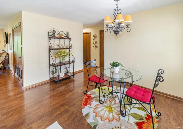 Photo 4 of Condo for sale at 714 Senate Ave, Evansville, IN 47711 | MLS# 202636464 | Listing updated on 2026-10-21