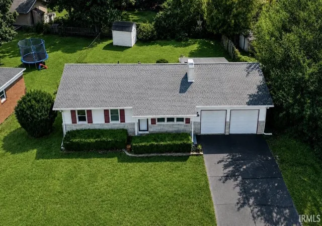 Photo 3 of Manufactured home for sale at 109 W Navajo St, West Lafayette, IN 47906 | MLS# 202636467 | Listing updated on 2026-09-10