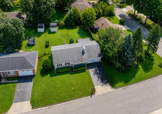 Photo 3 of Manufactured home for sale at 109 W Navajo St, West Lafayette, IN 47906 | MLS# 202636467 | Listing updated on 2026-09-25