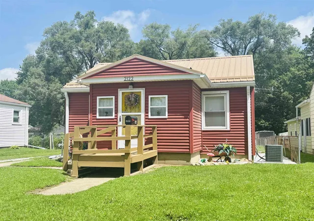 Photo 1 of Sale Pending at 2122 Meharry St, Lafayette, IN 47904 | MLS# 202636469 | Listing updated on 2026-09-16