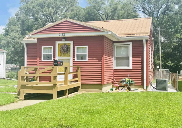 Photo 2 of Sale Pending at 2122 Meharry St, Lafayette, IN 47904 | MLS# 202636469 | Listing updated on 2026-09-16