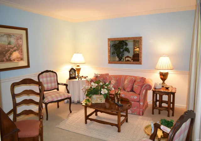 Photo 3 of Sale Pending at 8901 Schaeffer Rd, Evansville, IN 47720 | MLS# 202636470 | Listing updated on 2026-09-13