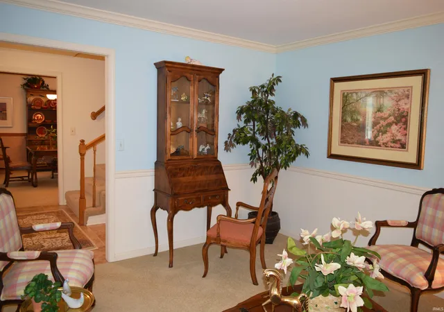 Photo 3 of Sale Pending at 8901 Schaeffer Rd, Evansville, IN 47720 | MLS# 202636470 | Listing updated on 2026-09-13