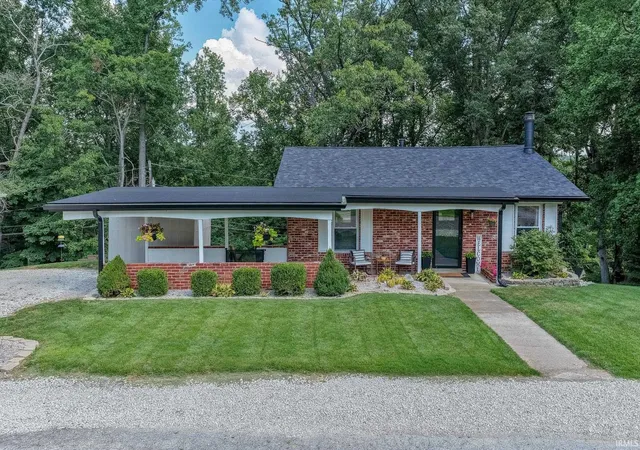 Photo 1 of Sale Pending at 5215 James Ave, Evansville, IN 47712 | MLS# 202636484 | Listing updated on 2026-09-11