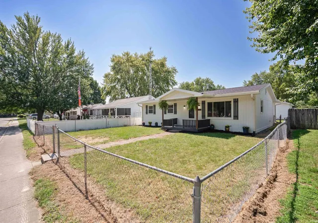Photo 3 of Manufactured home for sale at 2225 N Lafountain St, Kokomo, IN 46901 | MLS# 202636489 | Listing updated on 2026-09-06