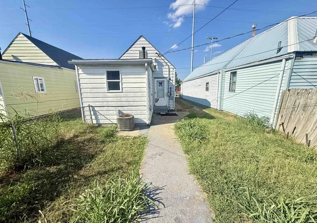 Photo 8 of Manufactured home for sale at 27 E Morgan Ave, Evansville, IN 47711 | MLS# 202636504 | Listing updated on 2026-09-10