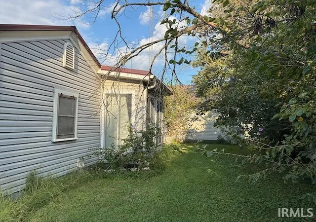 Photo 3 of Manufactured home for sale at 206 S Ellen St, Elnora, IN 47529 | MLS# 202636529 | Listing updated on 2026-09-04