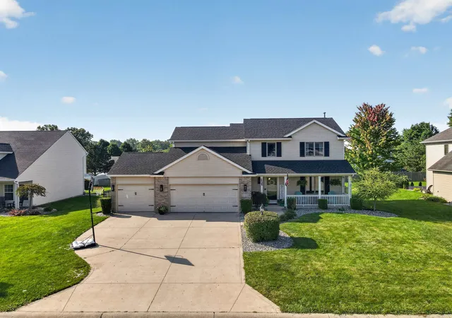Photo 3 of Manufactured home for sale at 1029 Is Brooks Ln, Fort Wayne, IN 46845 | MLS# 202636530 | Listing updated on 2026-09-21