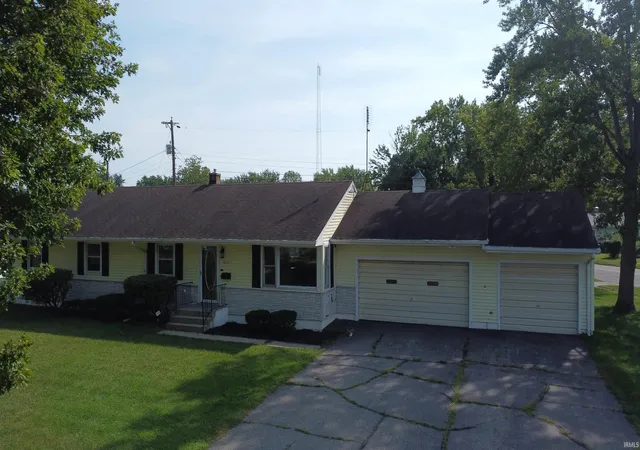 Photo 2 of Manufactured home for sale at 1201 Jackson Blvd, Rochester, IN 46975 | MLS# 202636532 | Listing updated on 2026-09-22