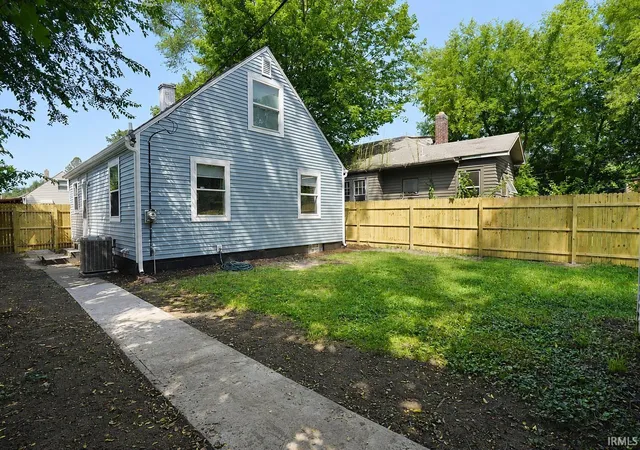 Photo 2 of Manufactured home for sale at 1834 O'brien St, South Bend, IN 46628 | MLS# 202636537 | Listing updated on 2026-09-18