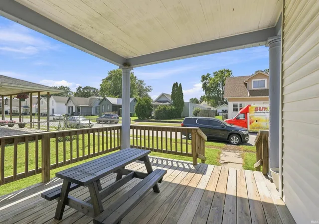 Photo 3 of Manufactured home for sale at 515 Mayne St, Huntington, IN 46750 | MLS# 202636538 | Listing updated on 2026-09-28