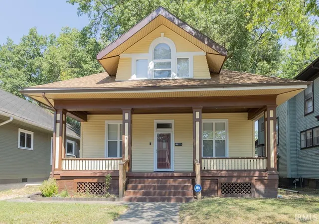 Manufactured home for sale at 810 E Gum St, Evansville, IN 47713 | MLS# 202636540