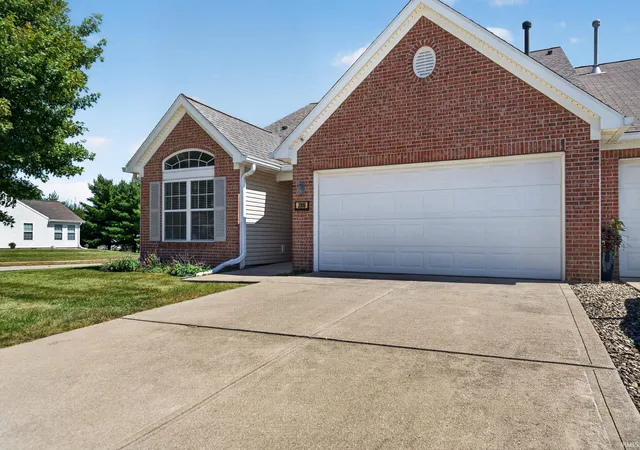 Photo 2 of Condo for sale at 2806 Bridgestone Cir, Kokomo, IN 46902 | MLS# 202636543 | Listing updated on 2026-09-07