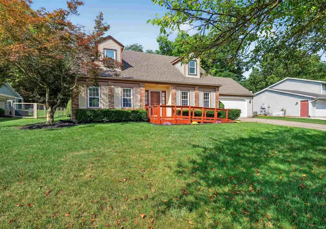 Photo 3 of Sale Pending at 4923 Blum Dr, Fort Wayne, IN 46835 | MLS# 202636550 | Listing updated on 2026-09-16