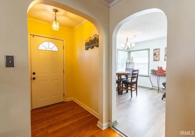 Photo 4 of Sale Pending at 1516 Taylor Ave, Evansville, IN 47714 | MLS# 202636573 | Listing updated on 2026-10-09