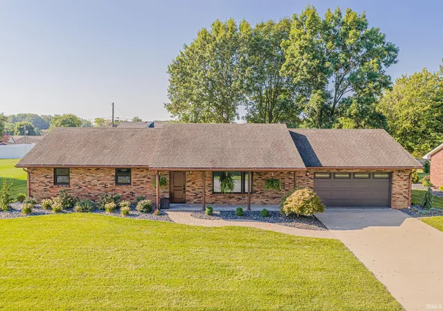 Photo 1 of Sale Pending at 1425 W 4th Street, Jasper, IN 47546 | MLS# 202636578 | Listing updated on 2026-09-20