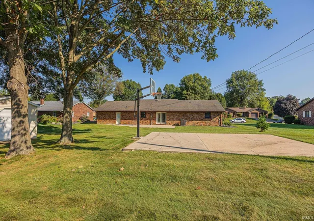 Photo 3 of Sale Pending at 1425 W 4th Street, Jasper, IN 47546 | MLS# 202636578 | Listing updated on 2026-09-20