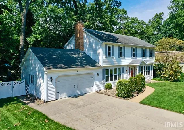 Photo 2 of Manufactured home for sale at 52061 Carriage Hills Dr, South Bend, IN 46635 | MLS# 202636579 | Listing updated on 2026-09-11