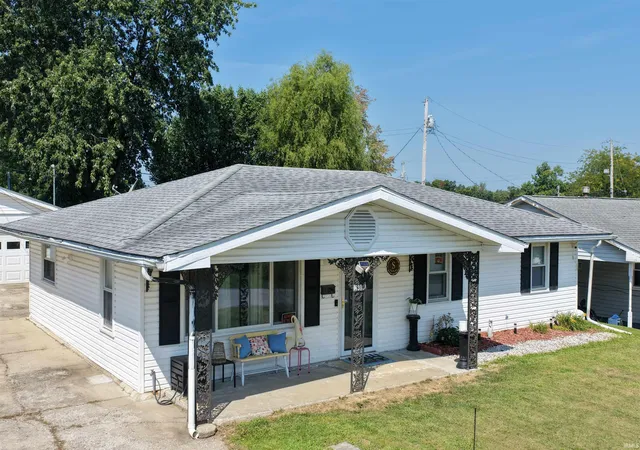Photo 3 of Manufactured home for sale at 2305 J St, Bedford, IN 47421 | MLS# 202636594 | Listing updated on 2026-09-04