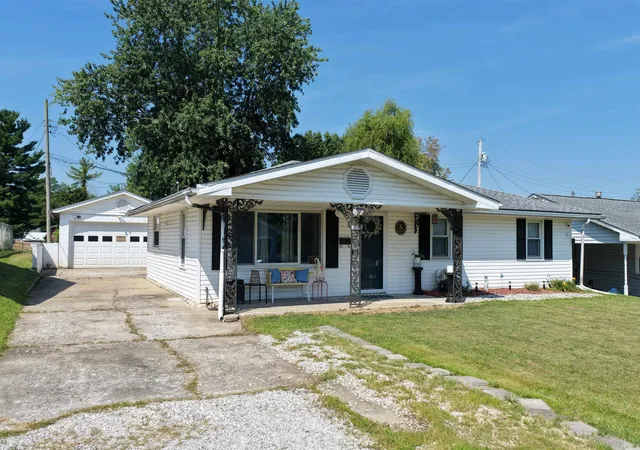 Photo 4 of Manufactured home for sale at 2305 J St, Bedford, IN 47421 | MLS# 202636594 | Listing updated on 2026-09-04