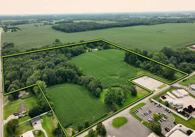 Photo 1 of Land for sale at 2001 W Crystal Lake Rd, Warsaw, IN 46580 | MLS# 202636595 | Listing updated on 2026-09-04