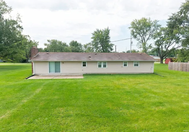 Photo 3 of Manufactured home for sale at 7022 Omaha Ct, Fort Wayne, IN 46804 | MLS# 202636596 | Listing updated on 2026-09-05