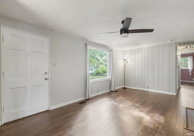 Photo 2 of Sale Pending at 2729 Hilltop Dr, South Bend, IN 46614 | MLS# 202636600 | Listing updated on 2026-09-05