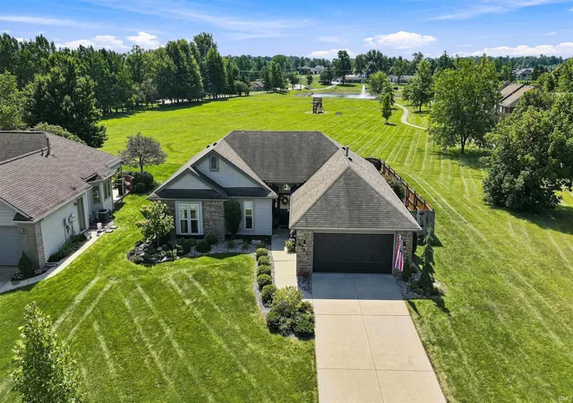 Photo 2 of Sale Pending at 8731 Ash Bourne Dr, Fort Wayne, IN 46804 | MLS# 202636603 | Listing updated on 2026-09-12