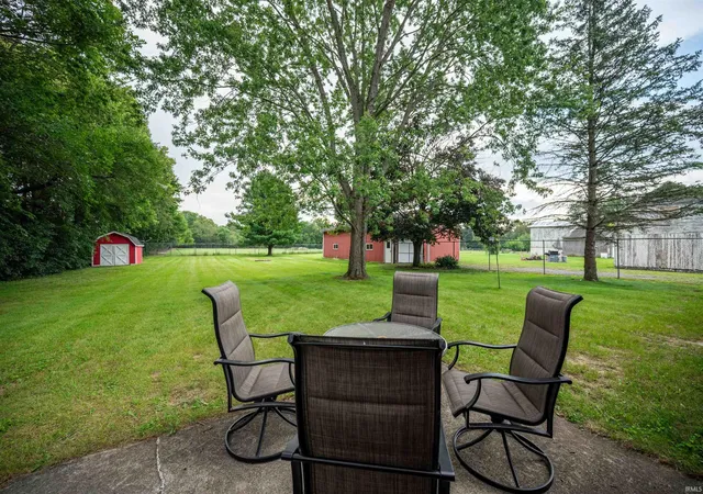 Photo 4 of Sale Pending at 1025 Ash St, Huntington, IN 46750 | MLS# 202636611 | Listing updated on 2026-10-02