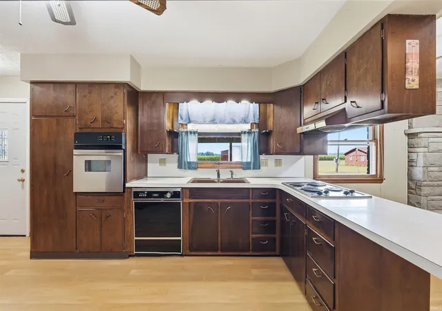 Photo 2 of Manufactured home for sale at 3203 S 400 West, Kokomo, IN 46902 | MLS# 202636620 | Listing updated on 2026-09-11