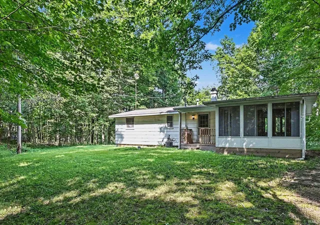 Photo 3 of Manufactured home for sale at 3089 E 100 North Rd, Warsaw, IN 46582 | MLS# 202636638 | Listing updated on 2026-09-26