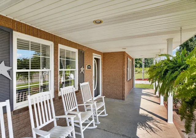 Photo 3 of Sale Pending at 998 S State 61 Rd, Winslow, IN 47598 | MLS# 202636645 | Listing updated on 2026-09-10