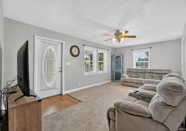 Photo 3 of Sale Pending at 998 S State 61 Rd, Winslow, IN 47598 | MLS# 202636645 | Listing updated on 2026-09-10