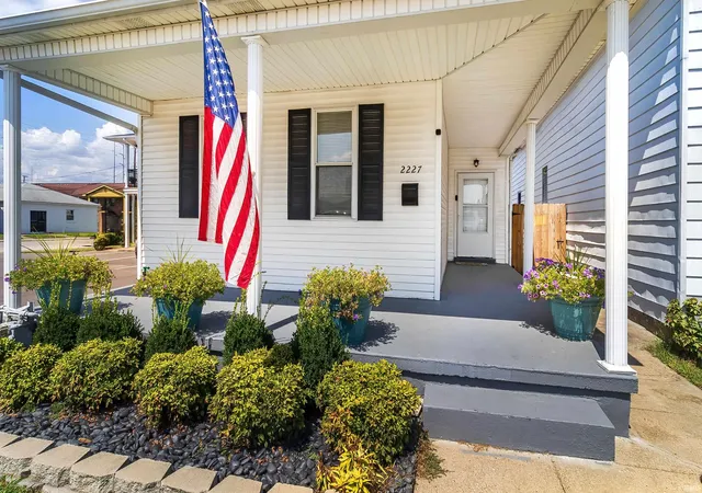 Photo 3 of Manufactured home for sale at 2227 W Virginia St, Evansville, IN 47712 | MLS# 202636646 | Listing updated on 2026-10-19
