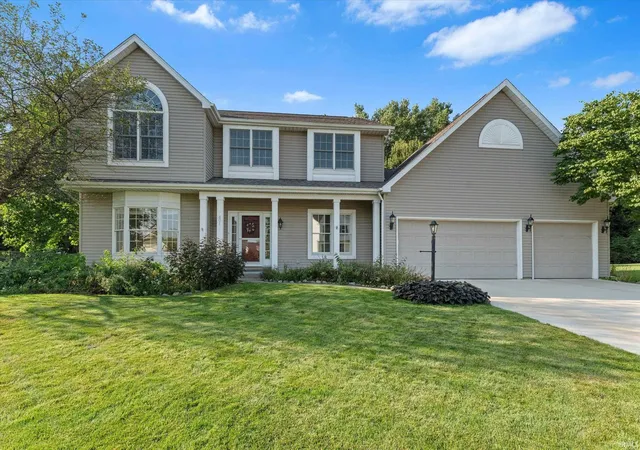 Photo 1 of Sale Pending at 601 Finch Dr, South Bend, IN 46614 | MLS# 202636653 | Listing updated on 2026-09-15